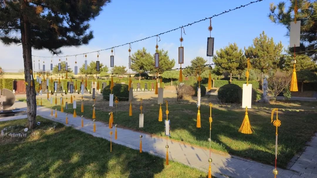 暖心服务，冬衣送暖